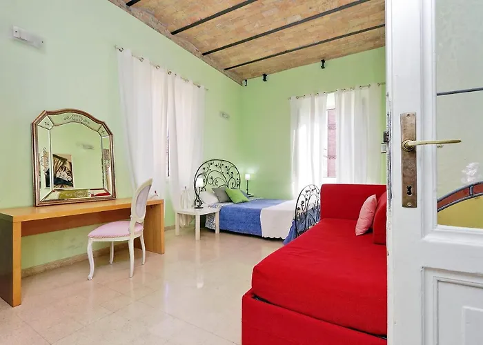 Vintage 4 Bedrooms 20' Colosseum Roma